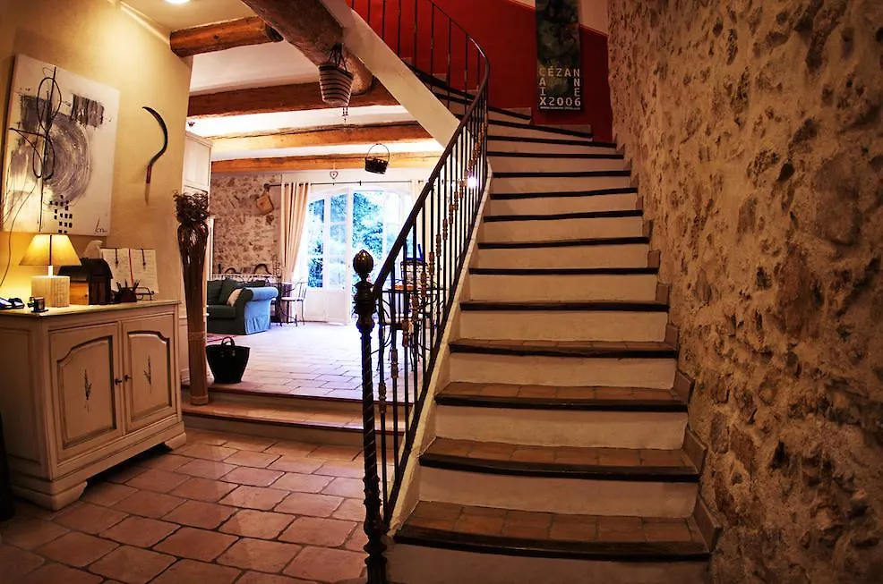 L'Abri Du Poete Bed & Breakfast Besse-sur-Issole 0*,  Fransa
