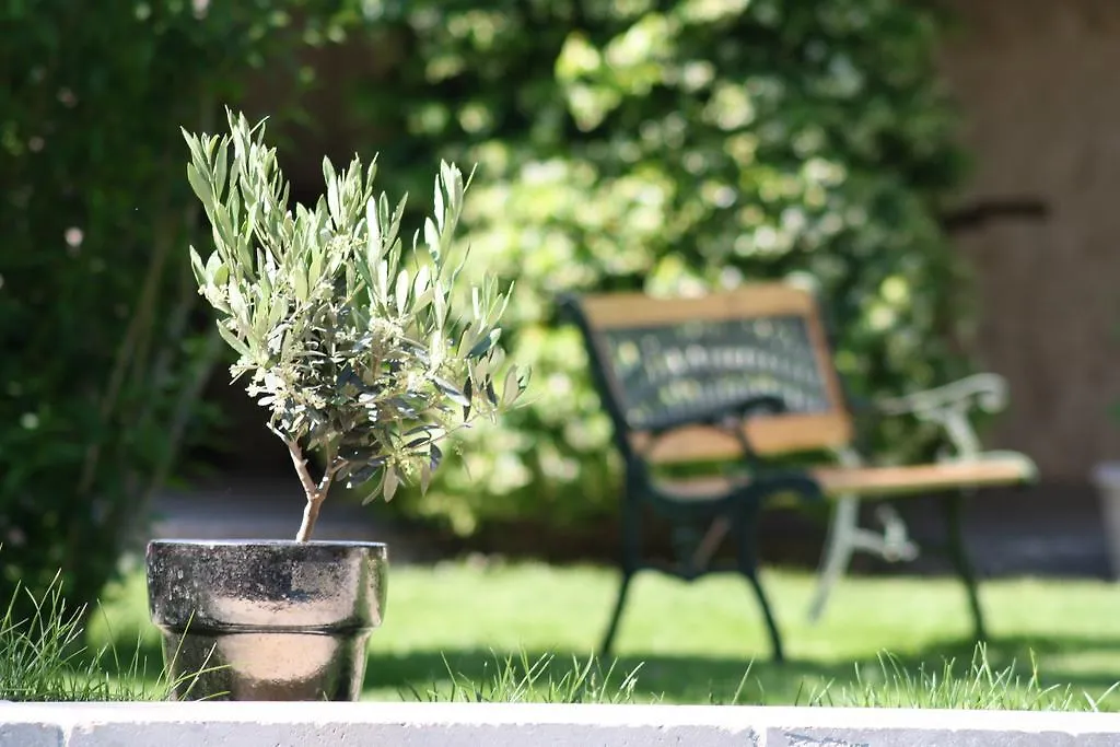 L'Abri Du Poete Bed & Breakfast Besse-sur-Issole